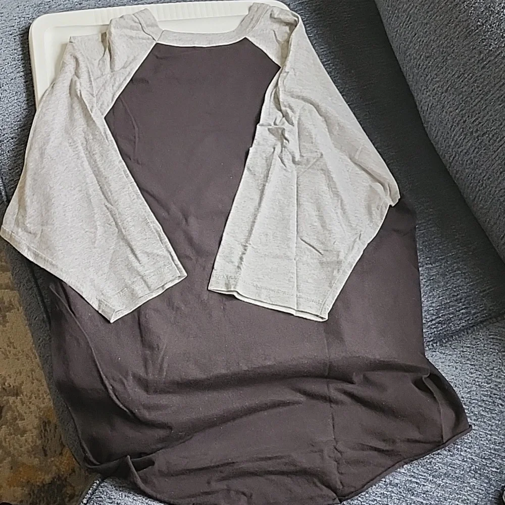 Men's Extra Large graphic shirt - Picture 5 of 5